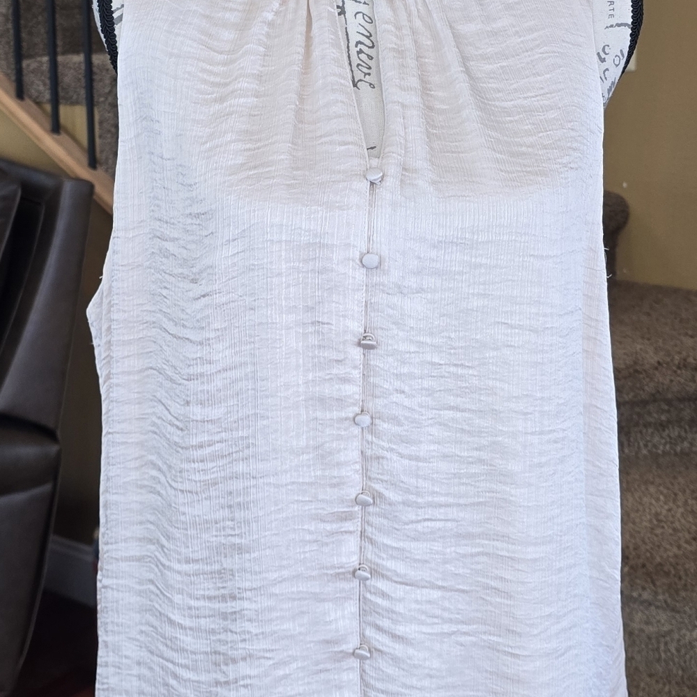 Vince Camuto Ivory Satin Button Up Sleeveless Blouse XL - Picture 7 of 10